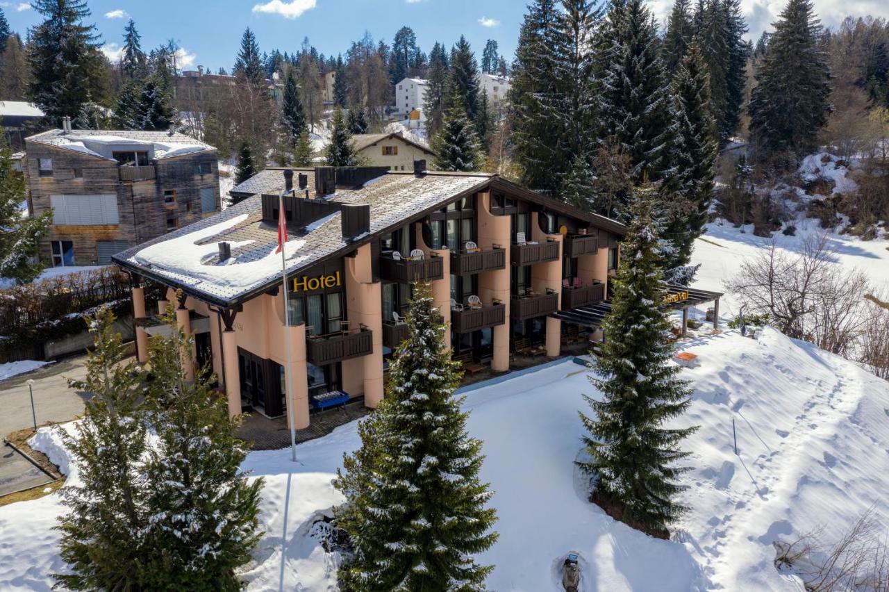 Hotel T3 Mira Val